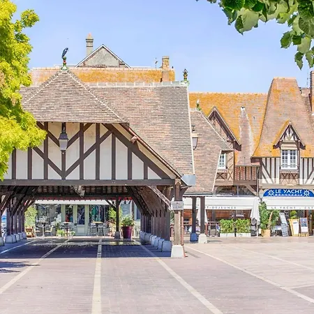 The White House - * Deauville